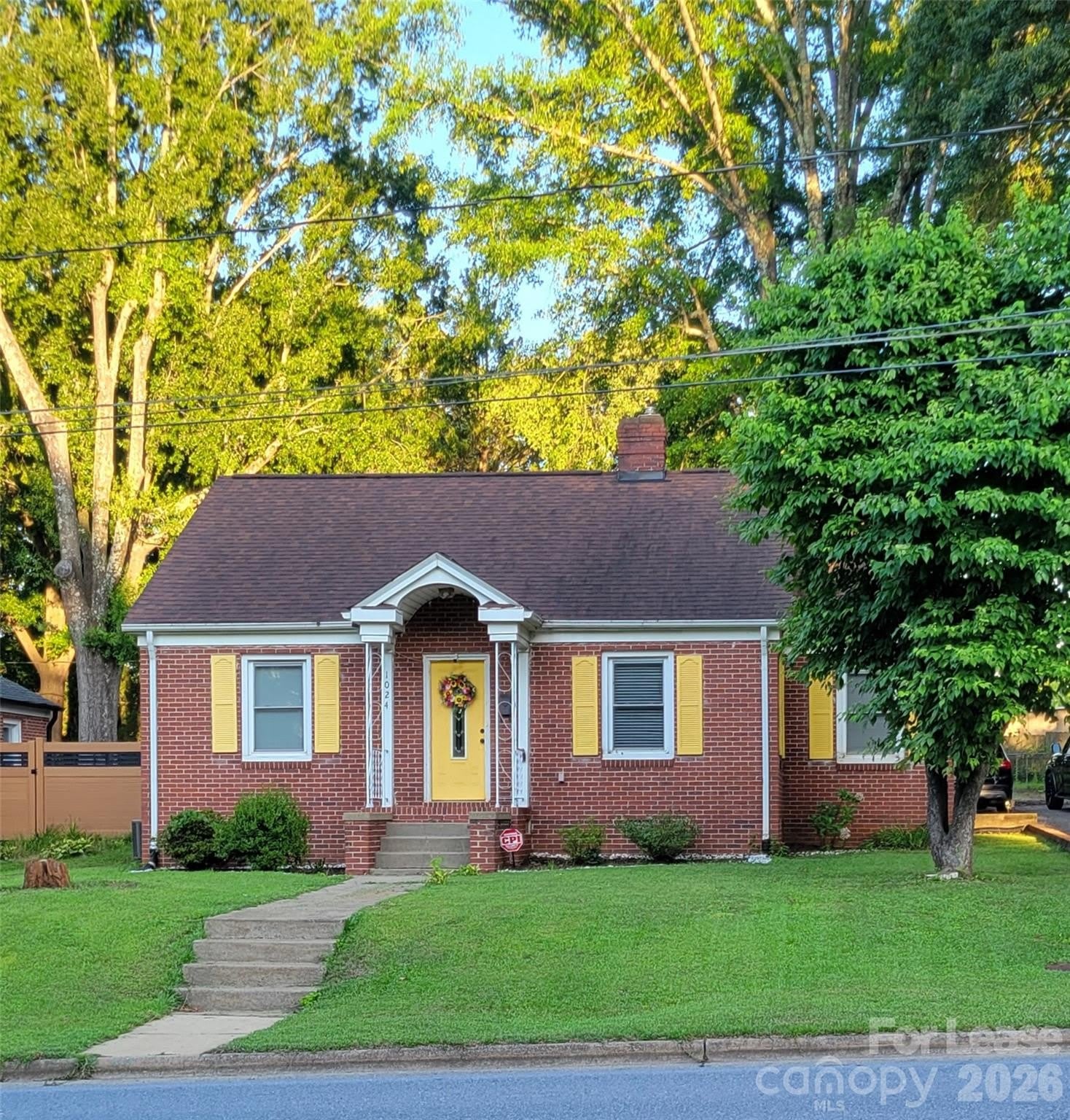 1024 8th Street NE – photo 1