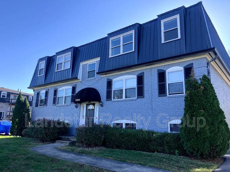 7320 Six Mile Lane – photo 1