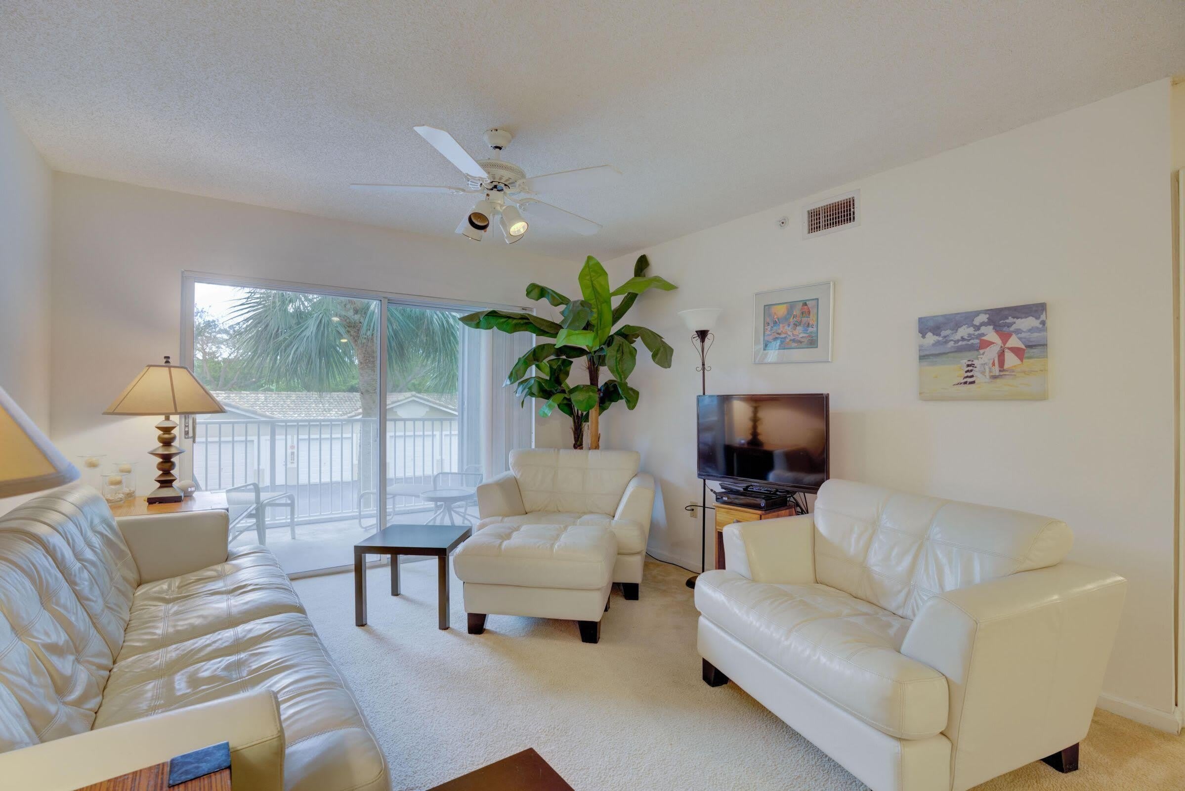 242 VILLAGE Boulevard – photo 2