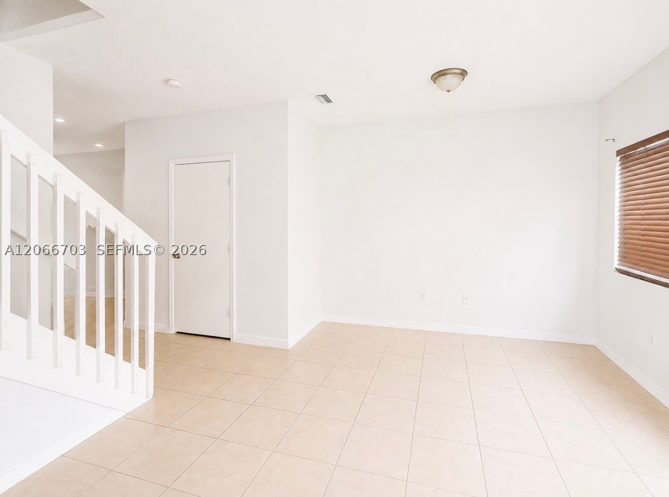 3007 SE 17th Ave – photo 3