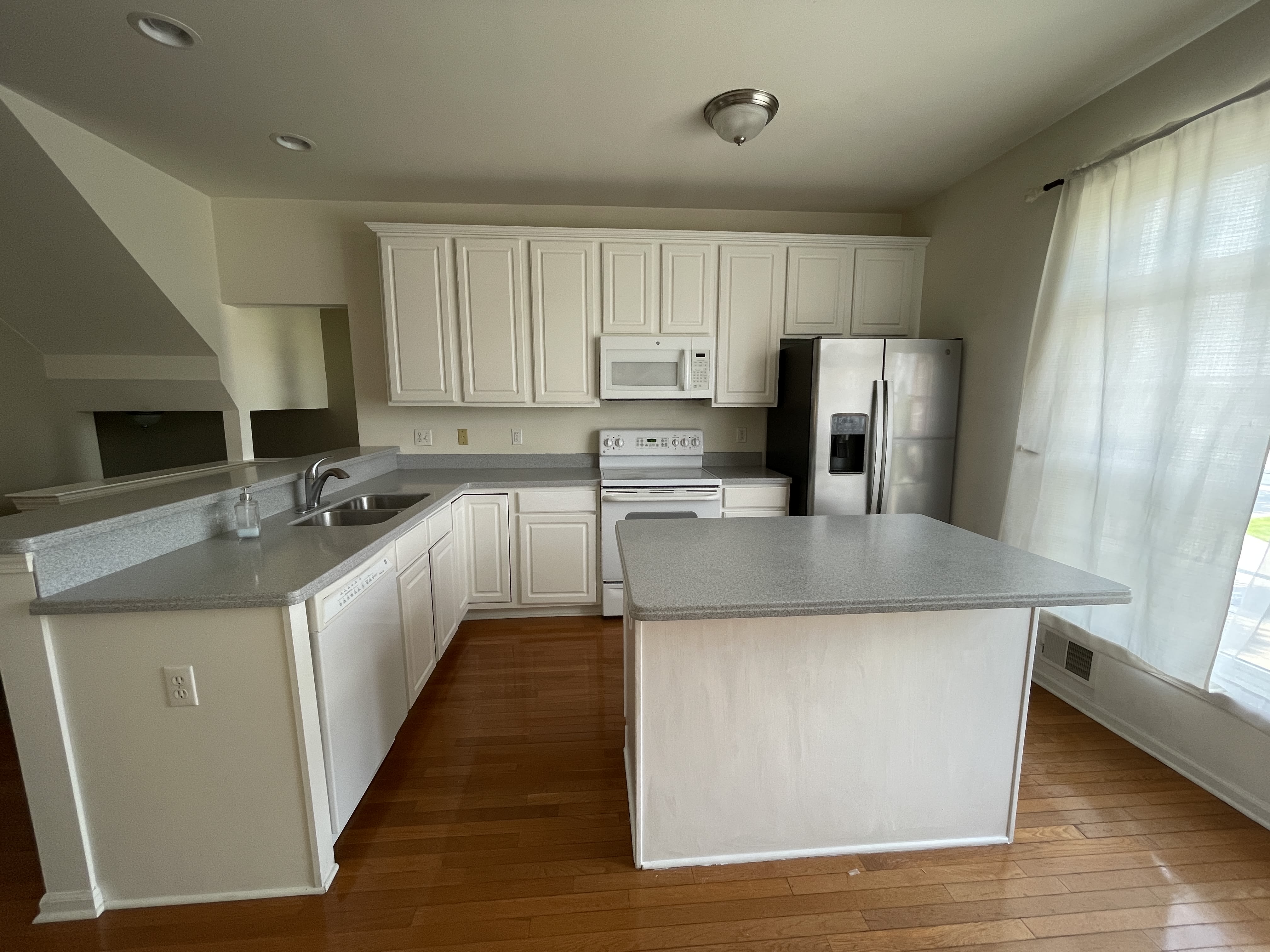 43787 Sweet Cherry Ln – photo 2