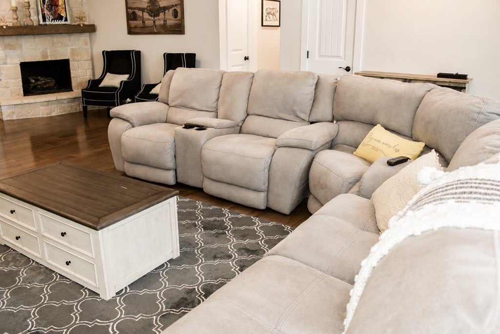 1616 W Dengar Ave – photo 4