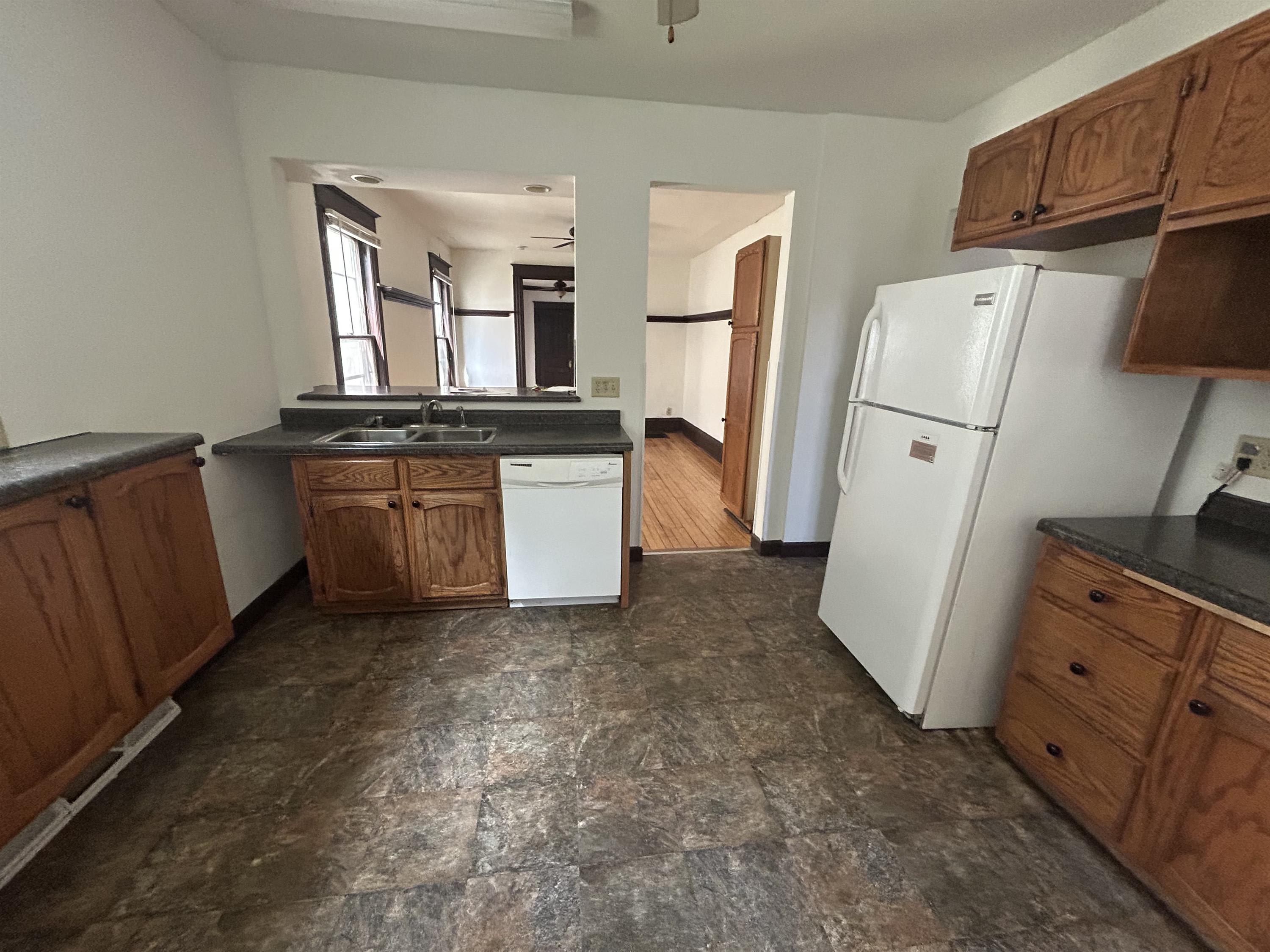 118 South Blair Street – photo 5