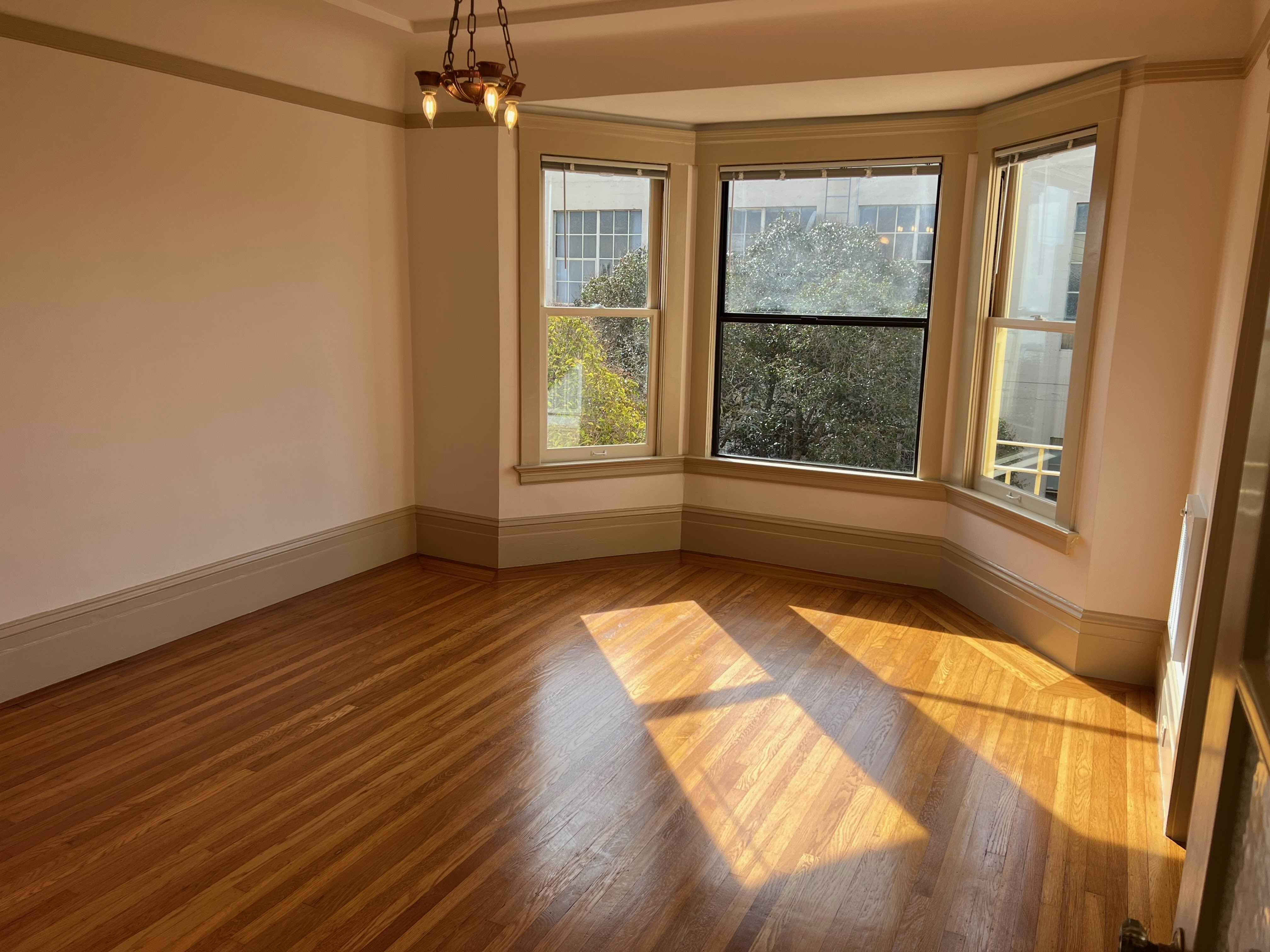176 Julian Avenue – photo 2