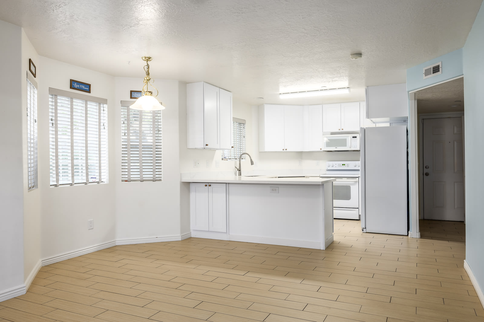 1466 W Brunello Dr – photo 3