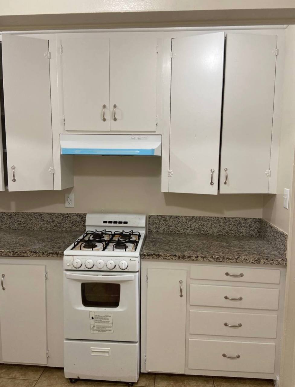 505 N Valencia Blvd – photo 5