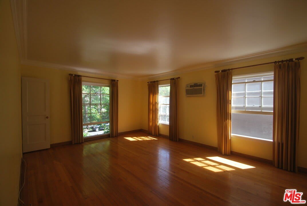 325 PALM Dr – photo 3