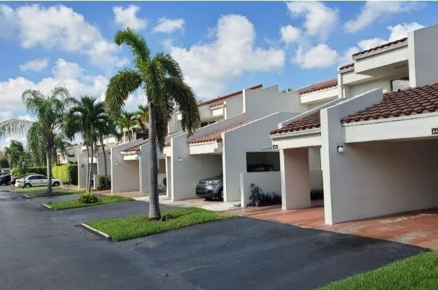 6667 Racquet Club Drive – photo 1