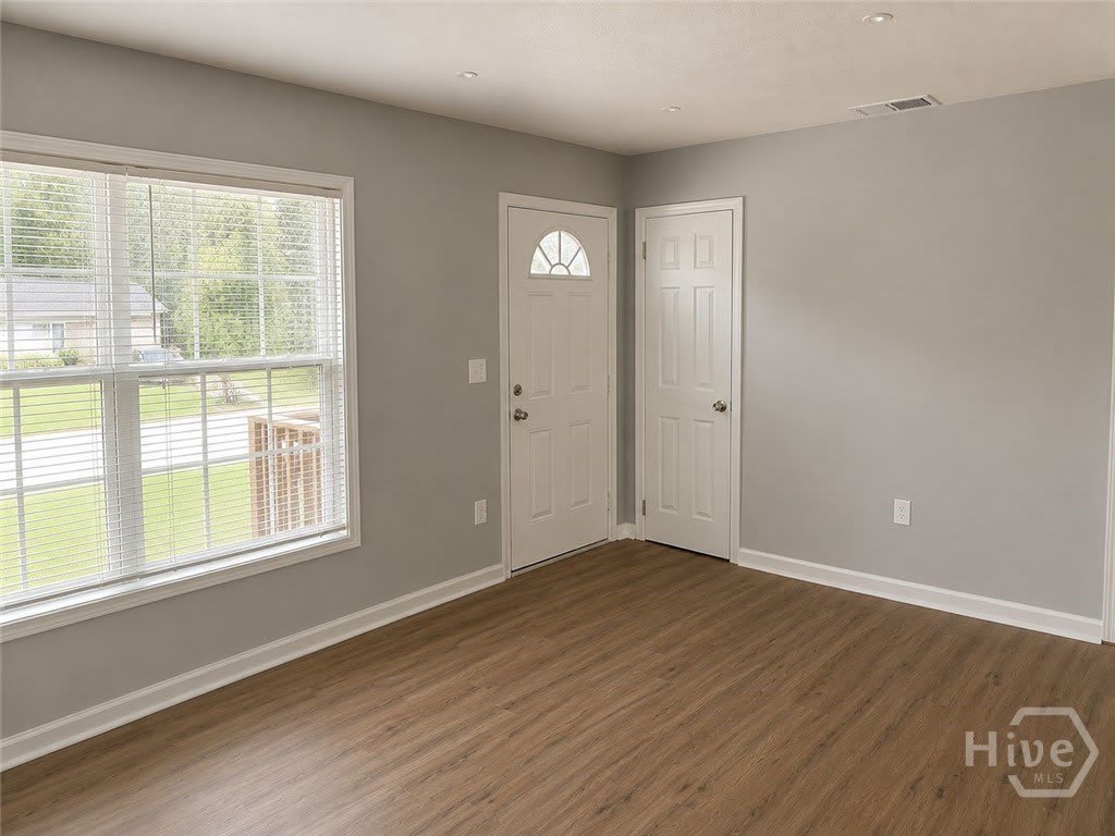 430 Martin Circle – photo 2