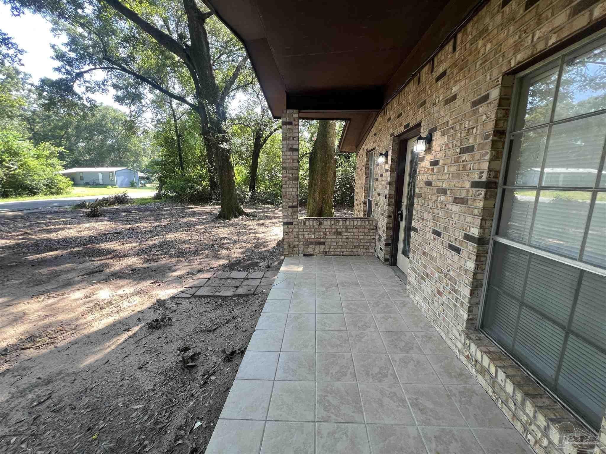 5859 Mapleton St – photo 3