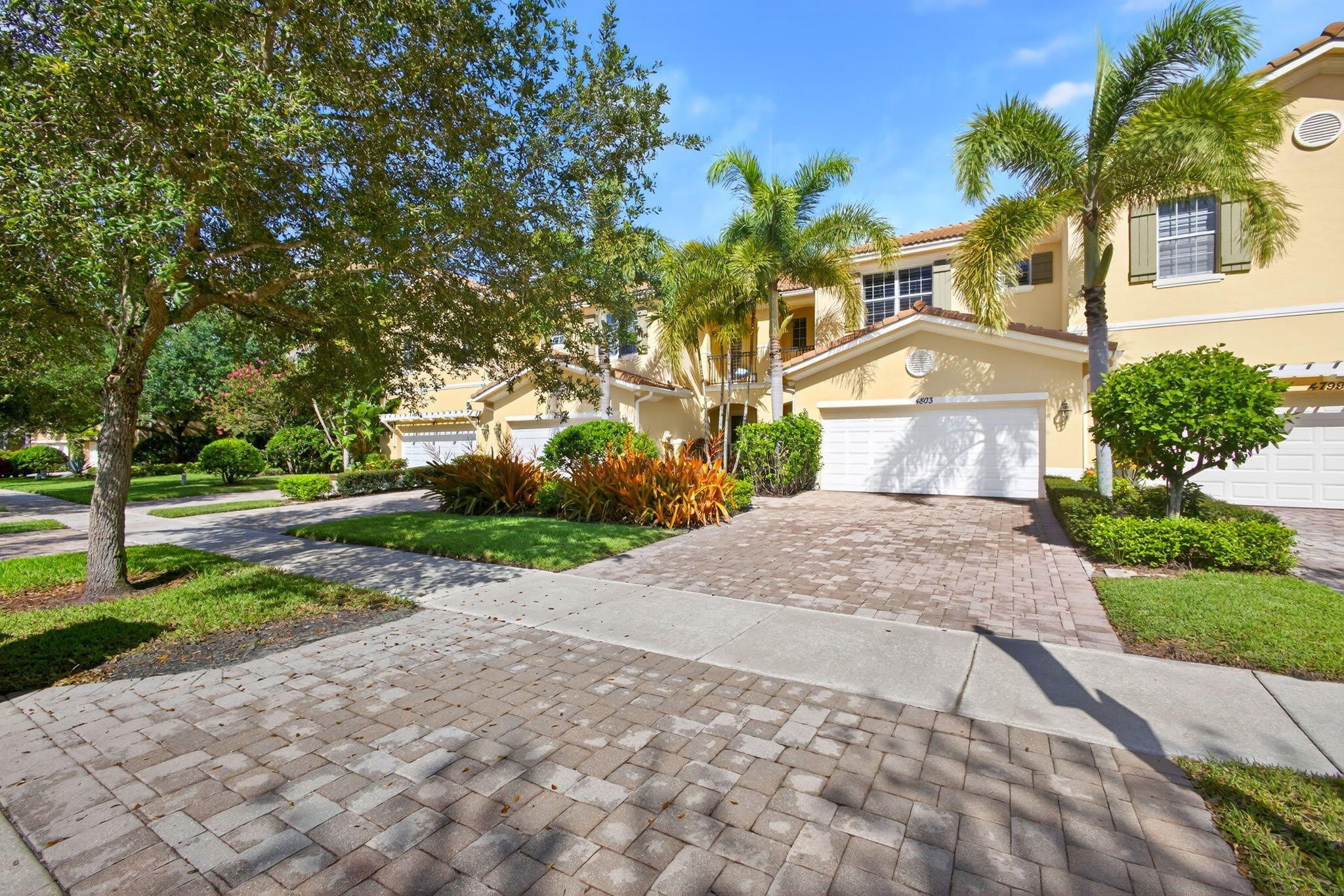 4803 CADIZ Circle – photo 3
