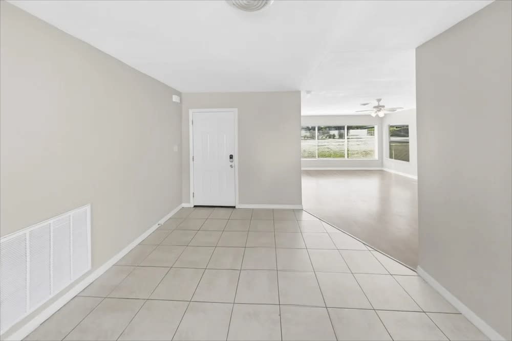 1064 Indian Rocks Rd S, Largo, Fl, 33770 – photo 3