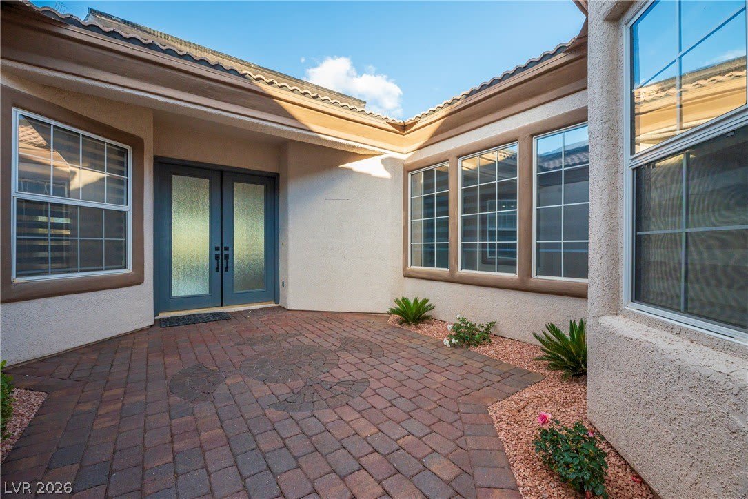 10534 Mandarino Avenue – photo 4