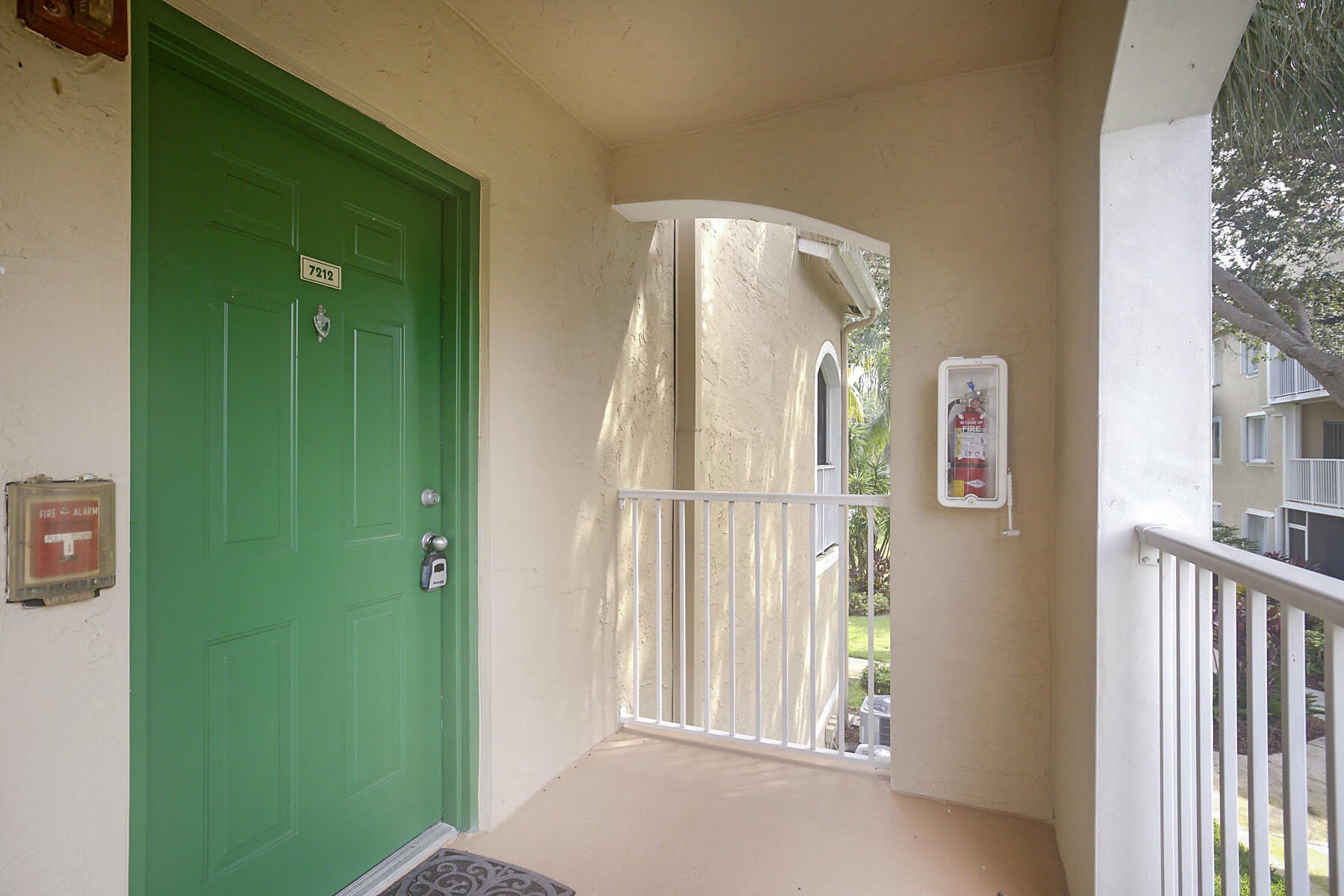 272 VILLAGE Boulevard – photo 3