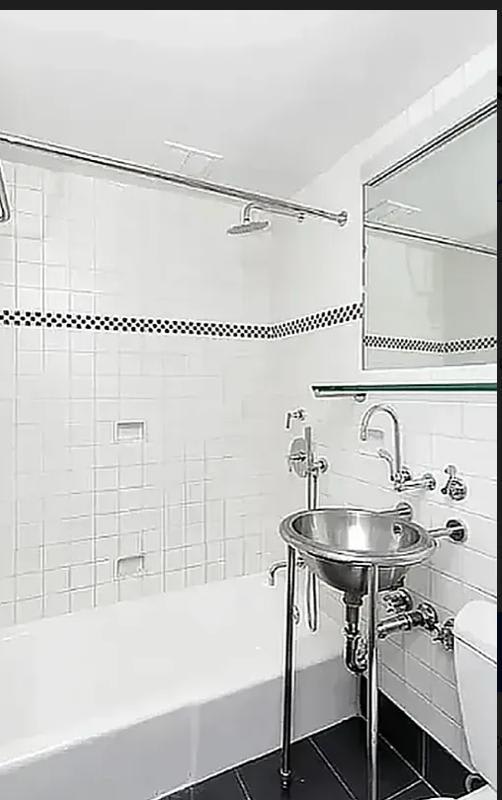 237 Madison Avenue – photo 5