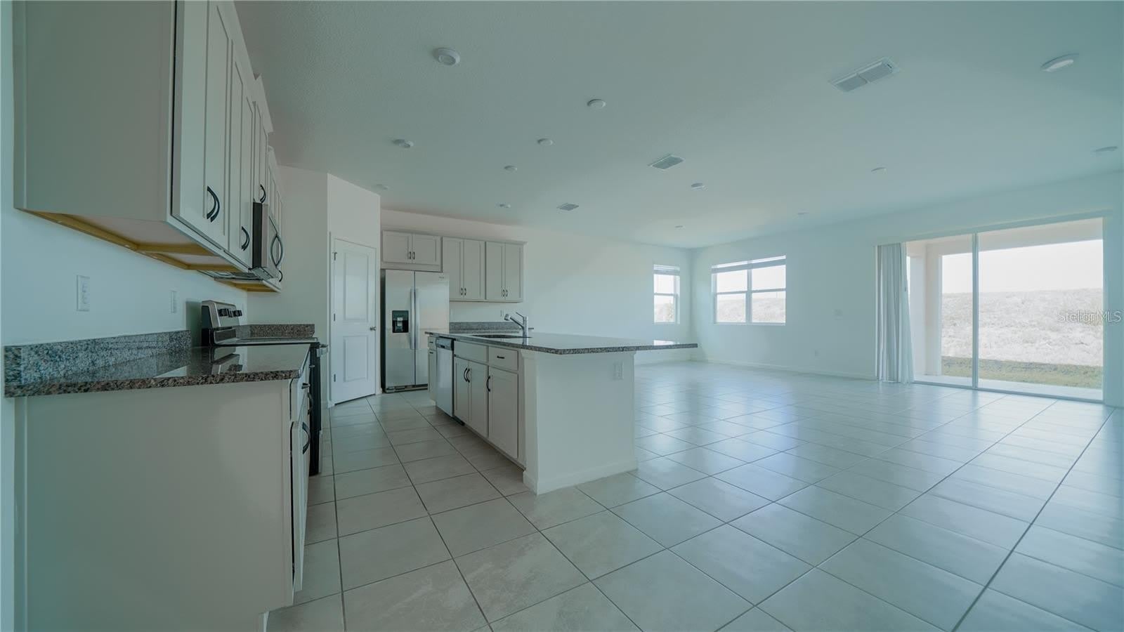 1194 BOARDWALK Place – photo 4