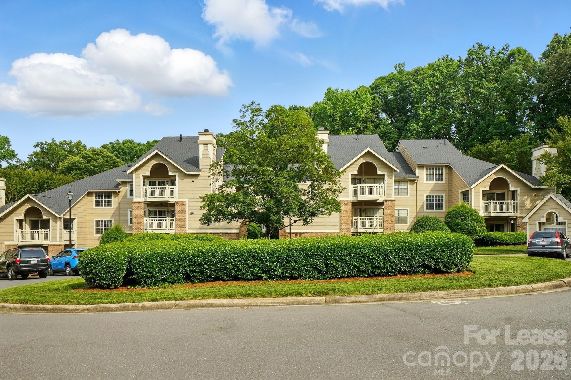 5007 Sharon Road – photo 3