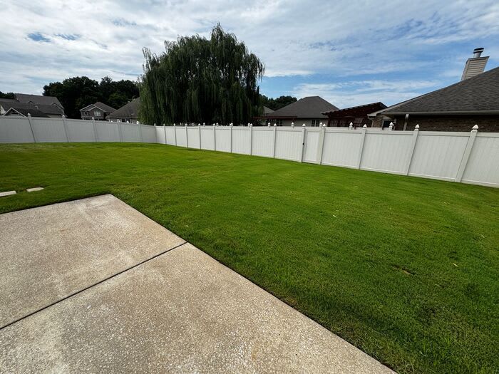 2532 Southwest Oxmoor Boulevard – photo 3