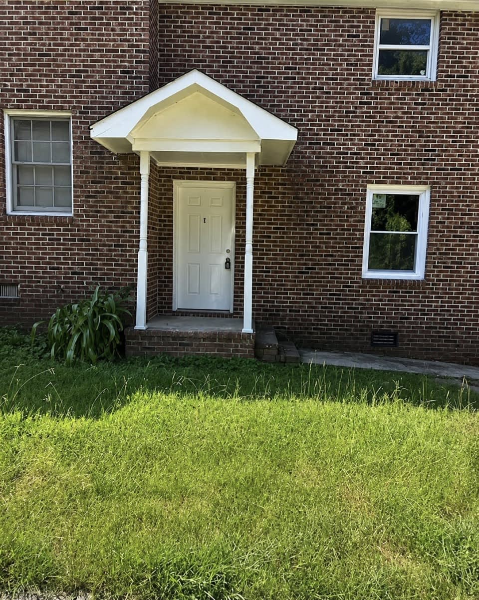 1118 Clinton Road – photo 1