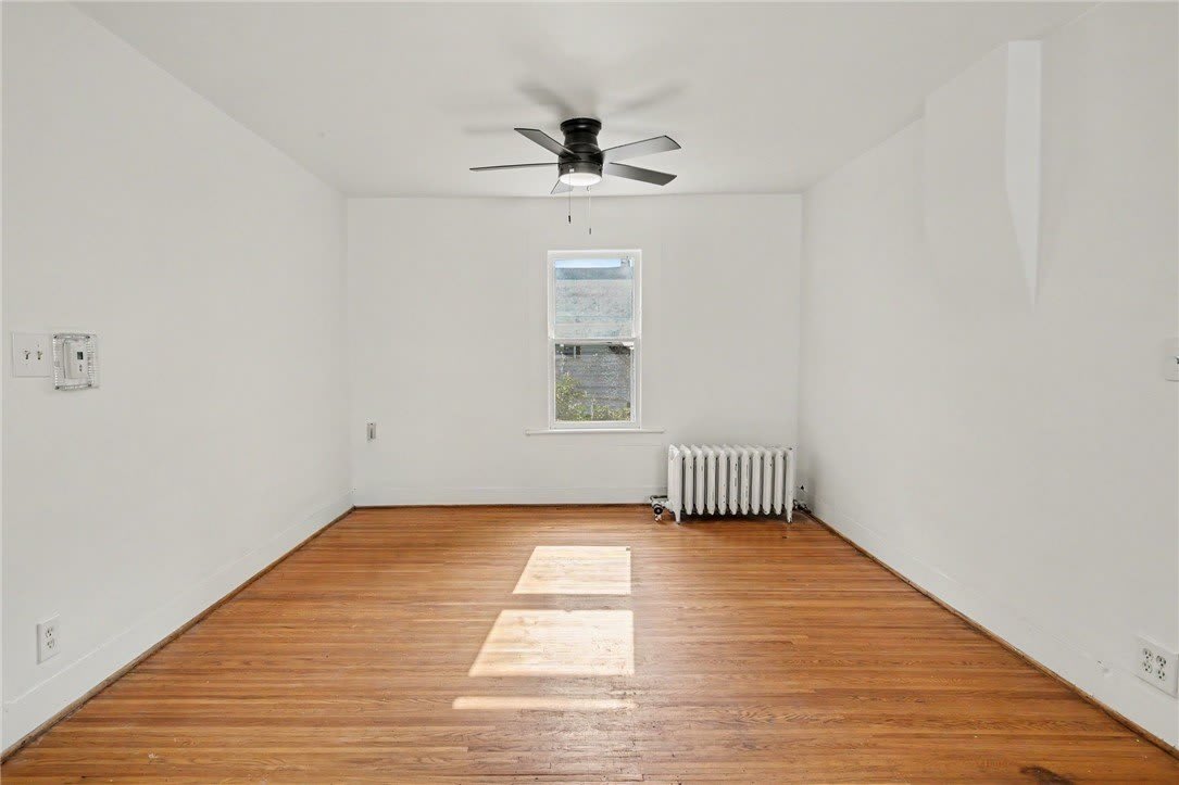 54 Sanford St B (Upper) – photo 5