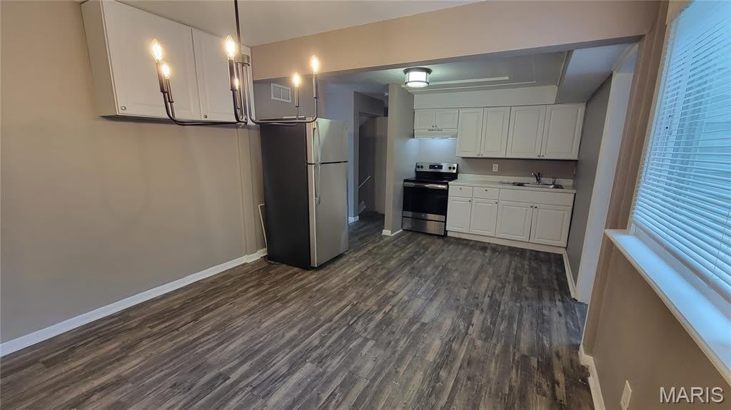 8720 Marcella Avenue – photo 4