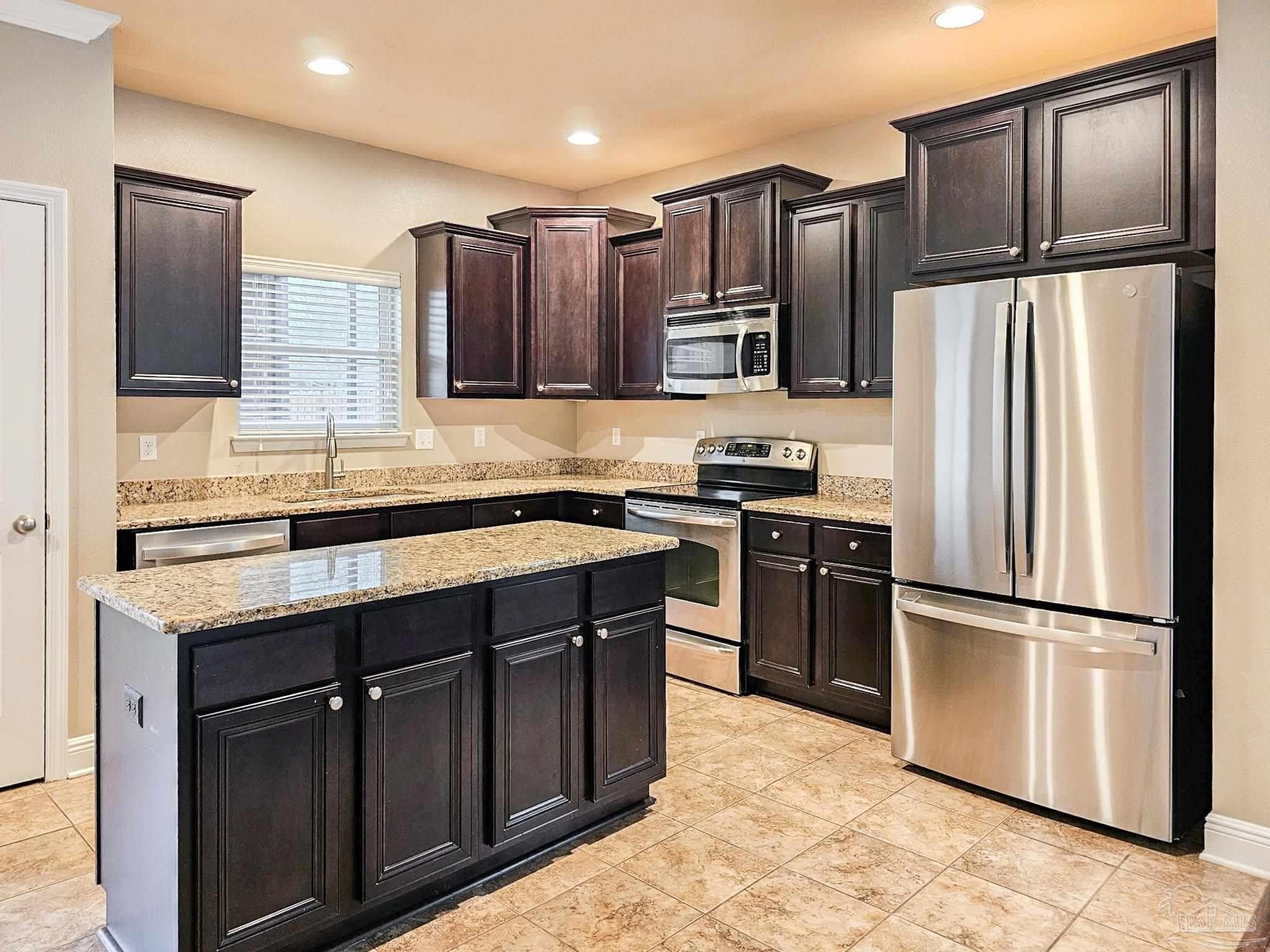 2236 Somerville Ct – photo 4