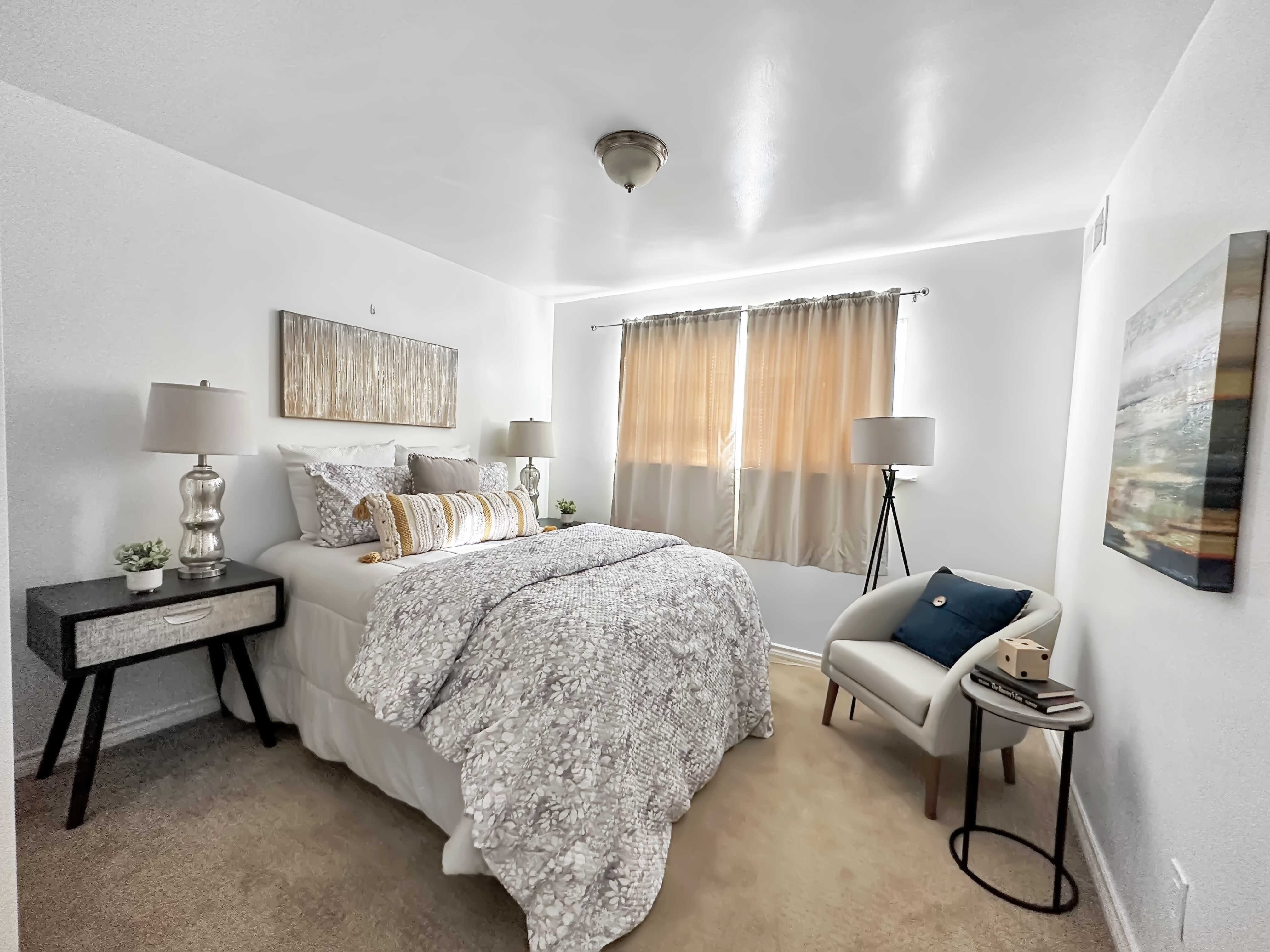 1727 Oregon Street – photo 4