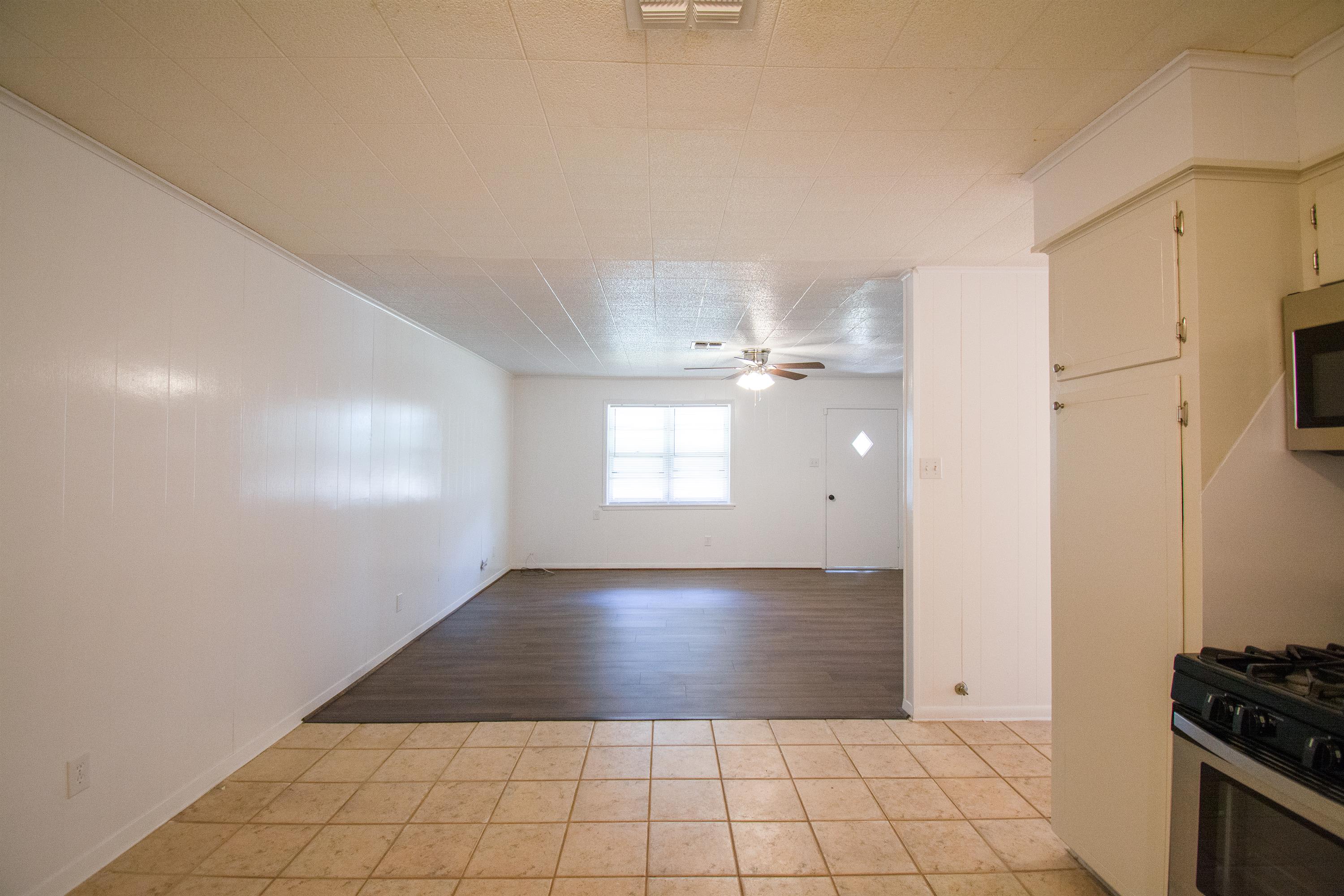 203 Schuerenberg Street – photo 5