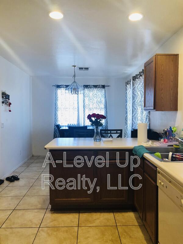 3725 West TYBOLT Drive – photo 3