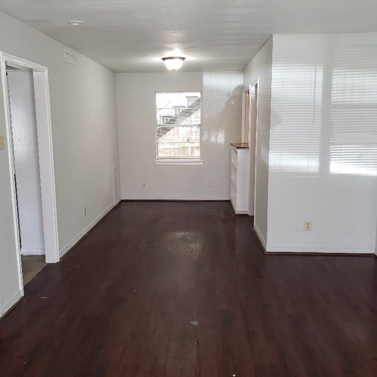 400 Oak Drive – photo 1