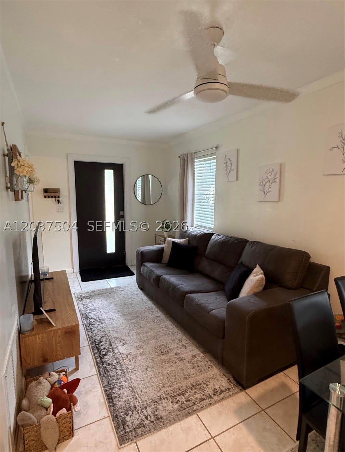 612 W Drew St – photo 5