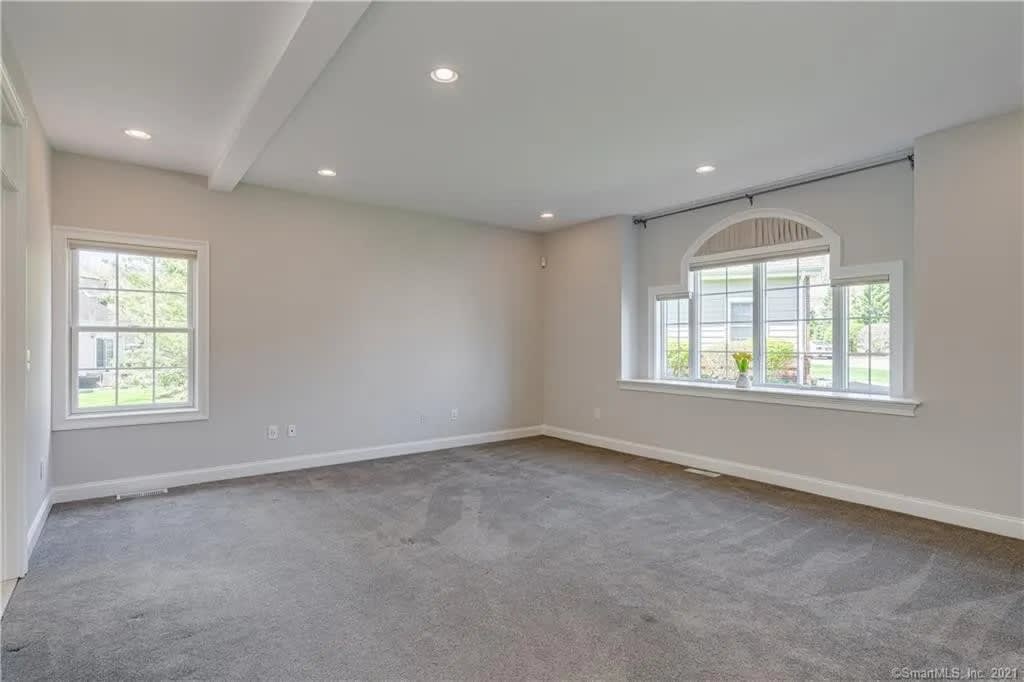 6 Wyeth Drive – photo 5