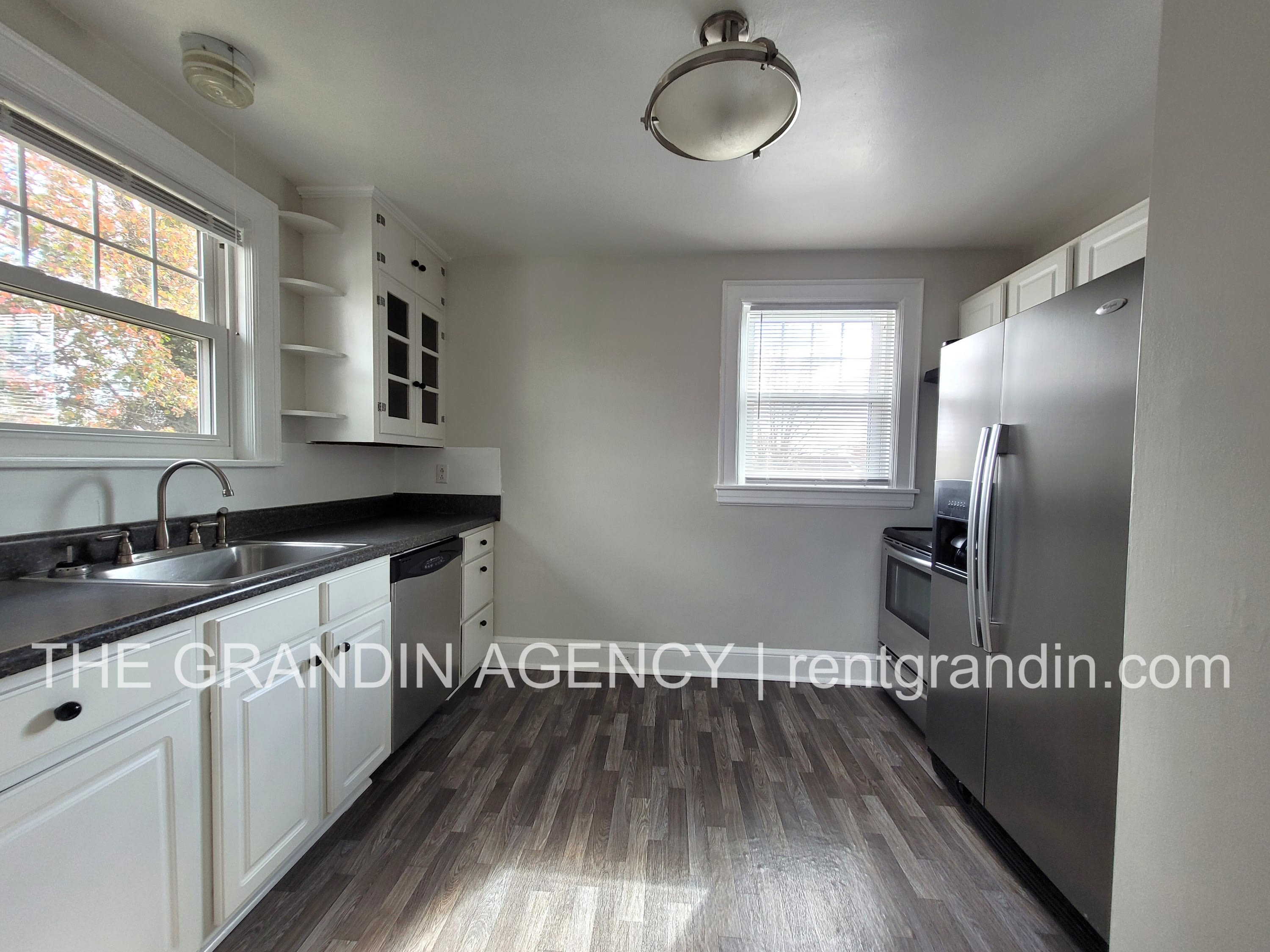 2803 Burton Avenue Northwest – photo 4