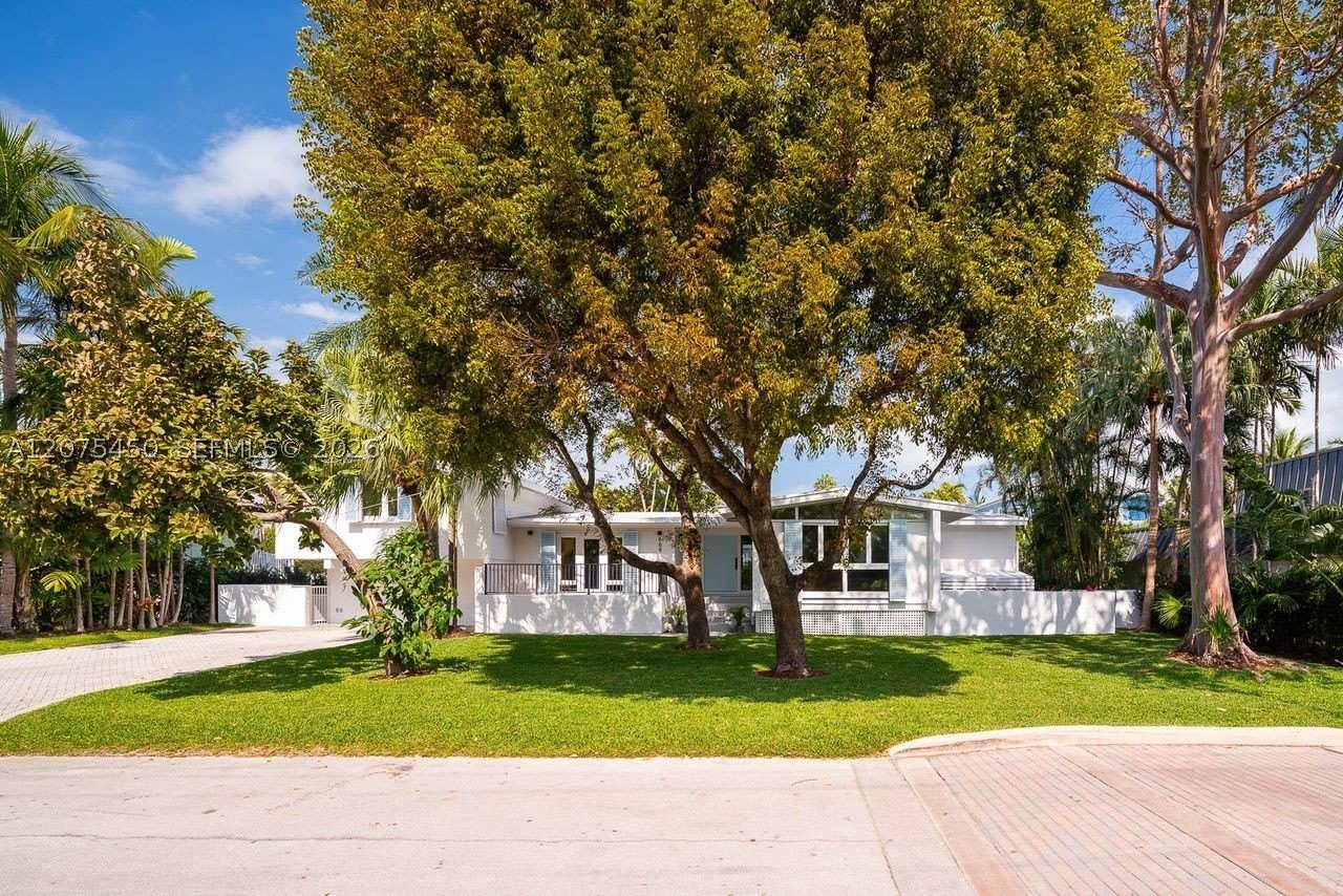 669 S Mashta Dr – photo 2