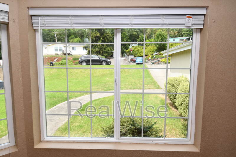 2923 NE Denn Ave – photo 4