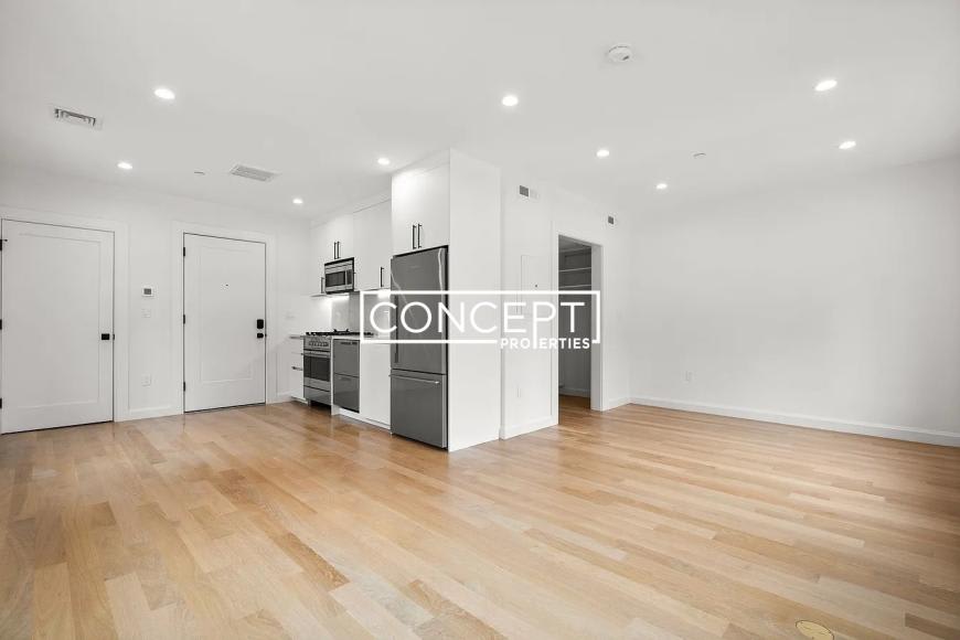 1618 Beacon St. – photo 1