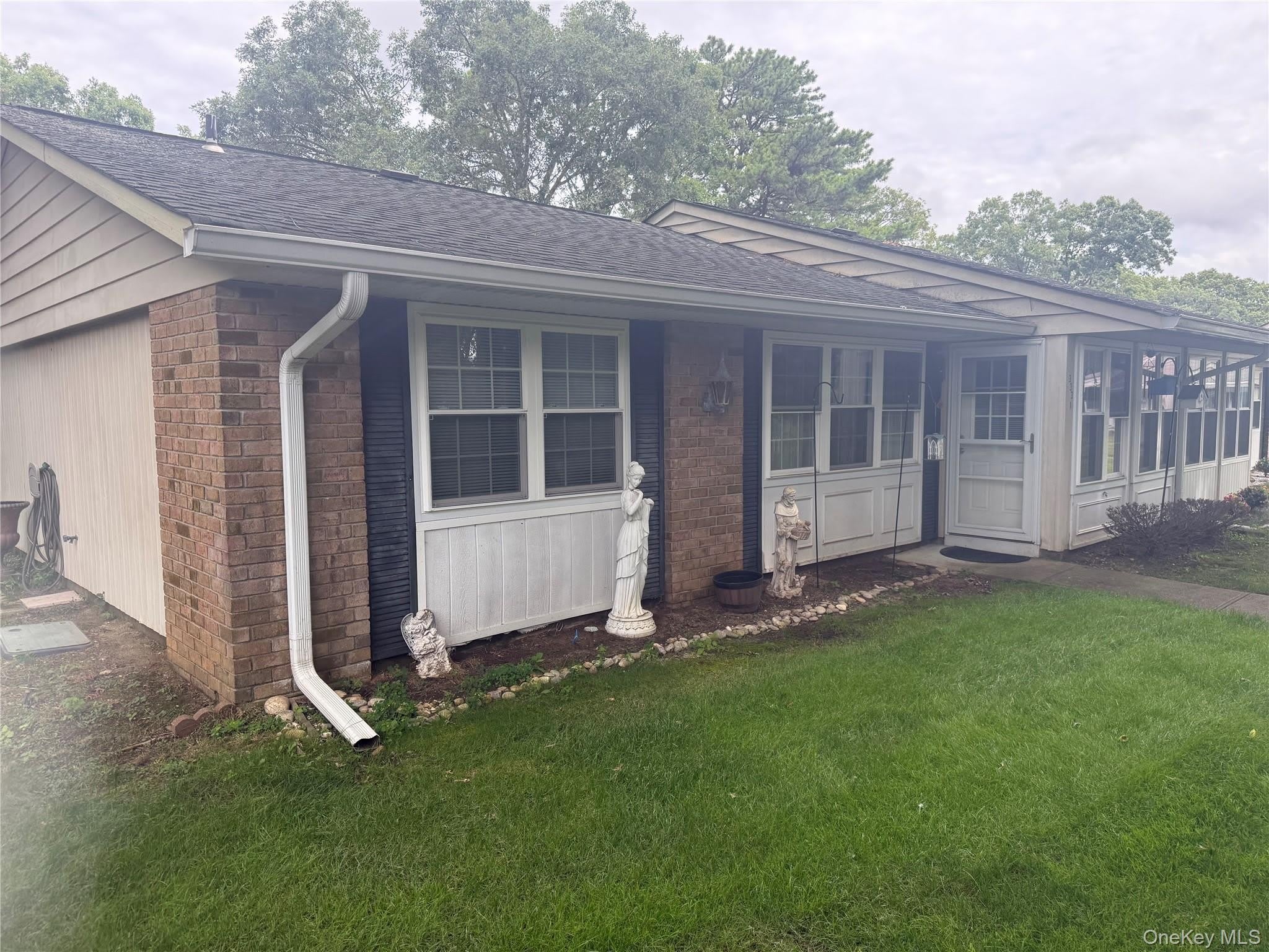 333 A woodbridge – photo 3