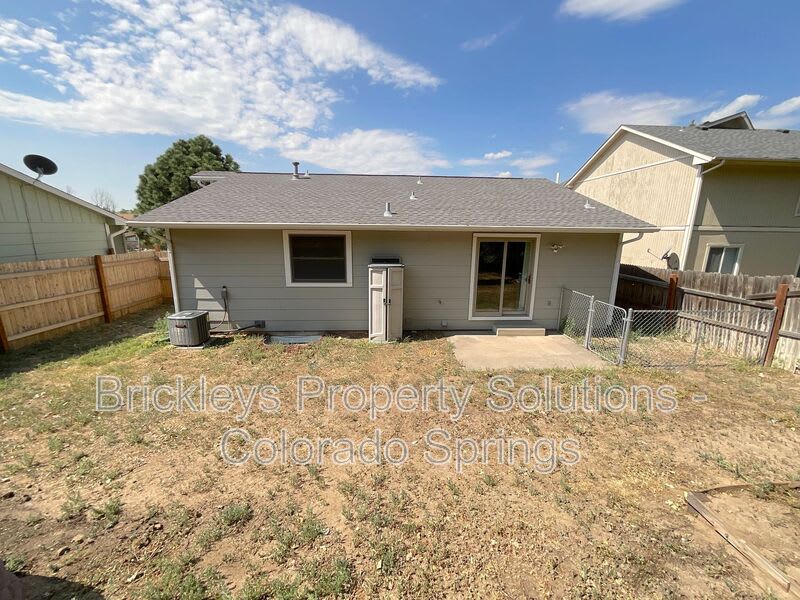 4375 Cassidy St – photo 3