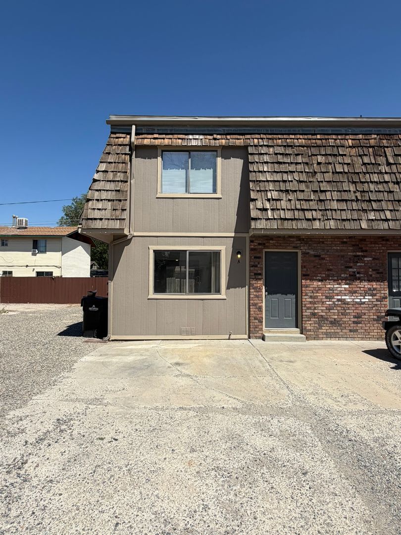 3211 Opal Ct #A – photo 2