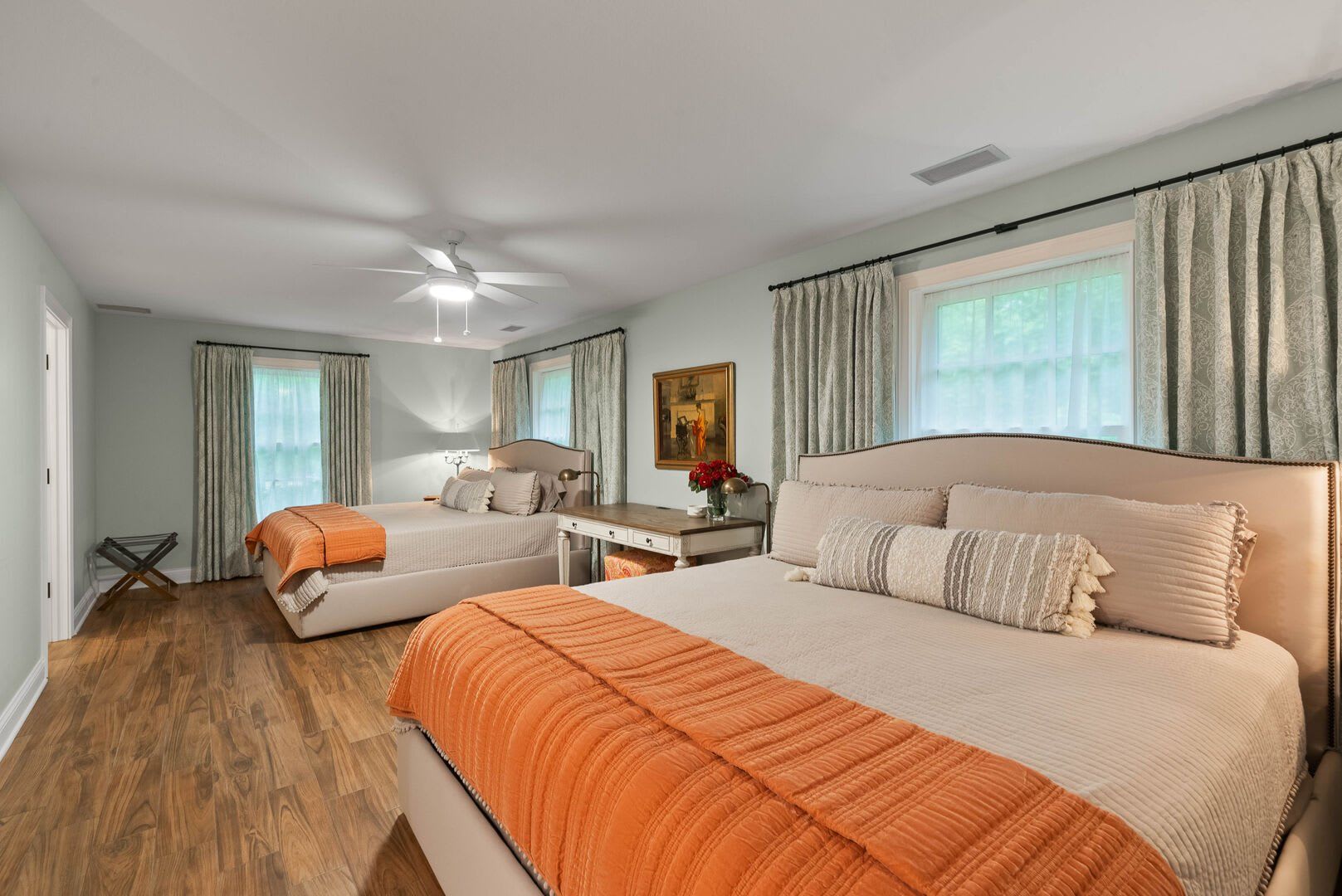 Williams Bay Lakefront Living Furnished Home Available for Monthly & Mid Term Rentals – photo 4