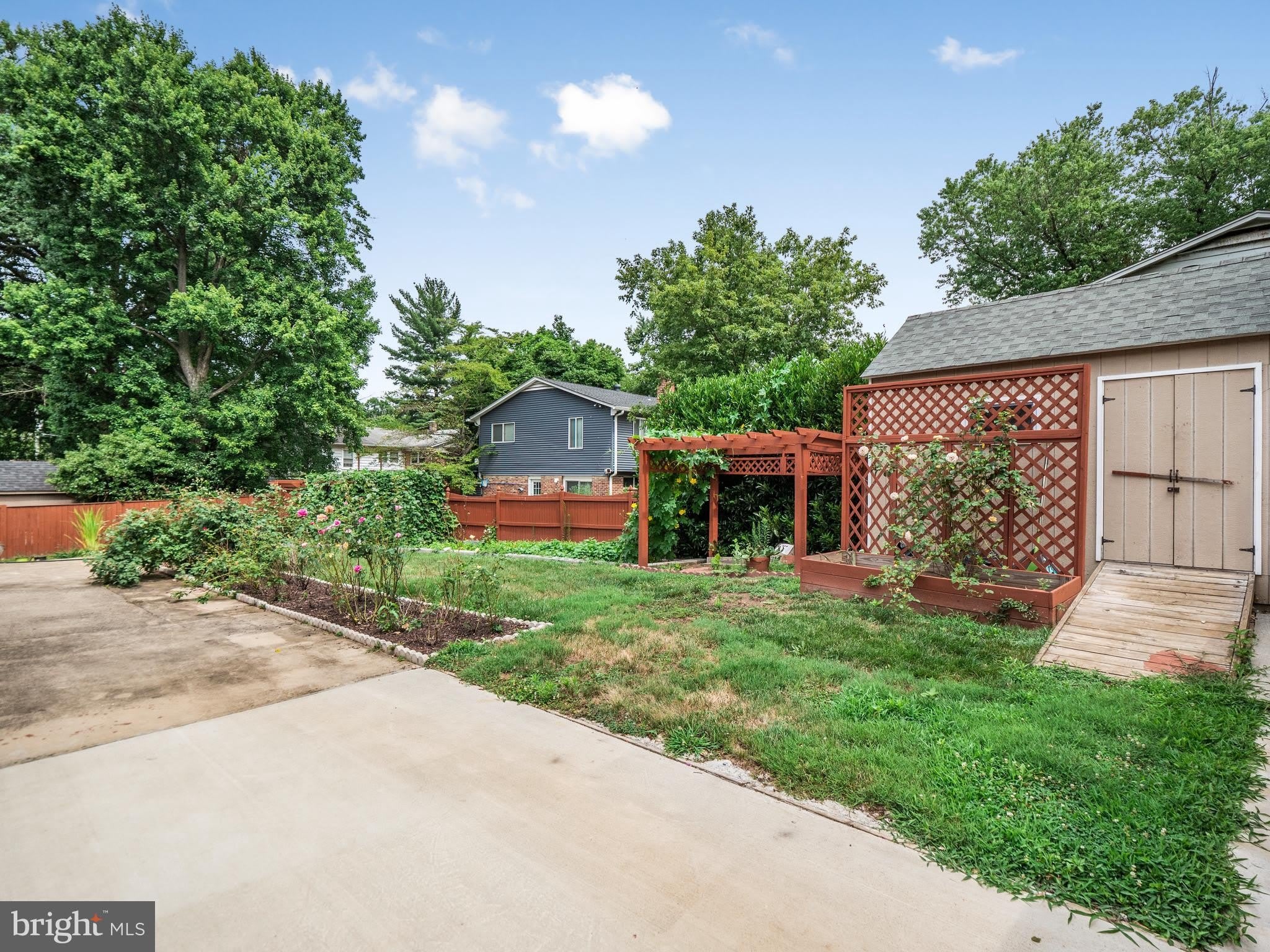 14204 WOODCREST Drive – photo 5