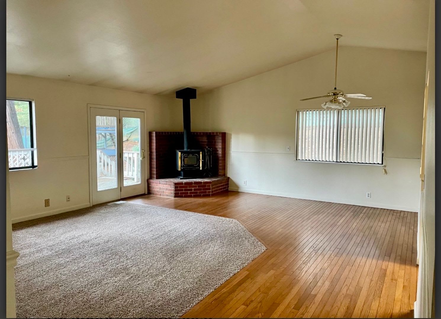 Great family home in Alta Sierra – photo 4