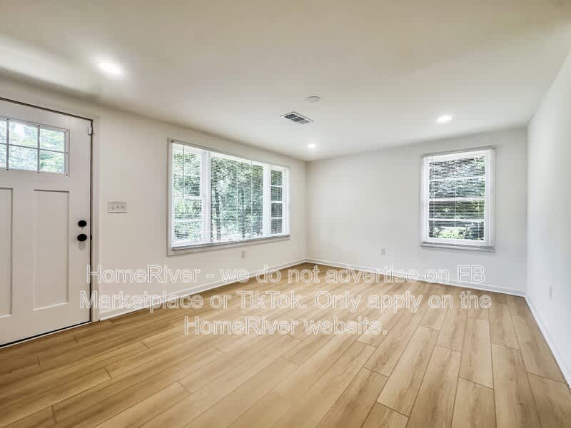 2313 Poplar St – photo 4