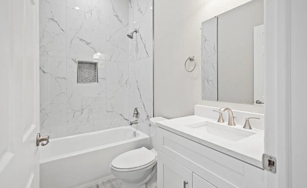 132 Northwest 11th Avenue – photo 2