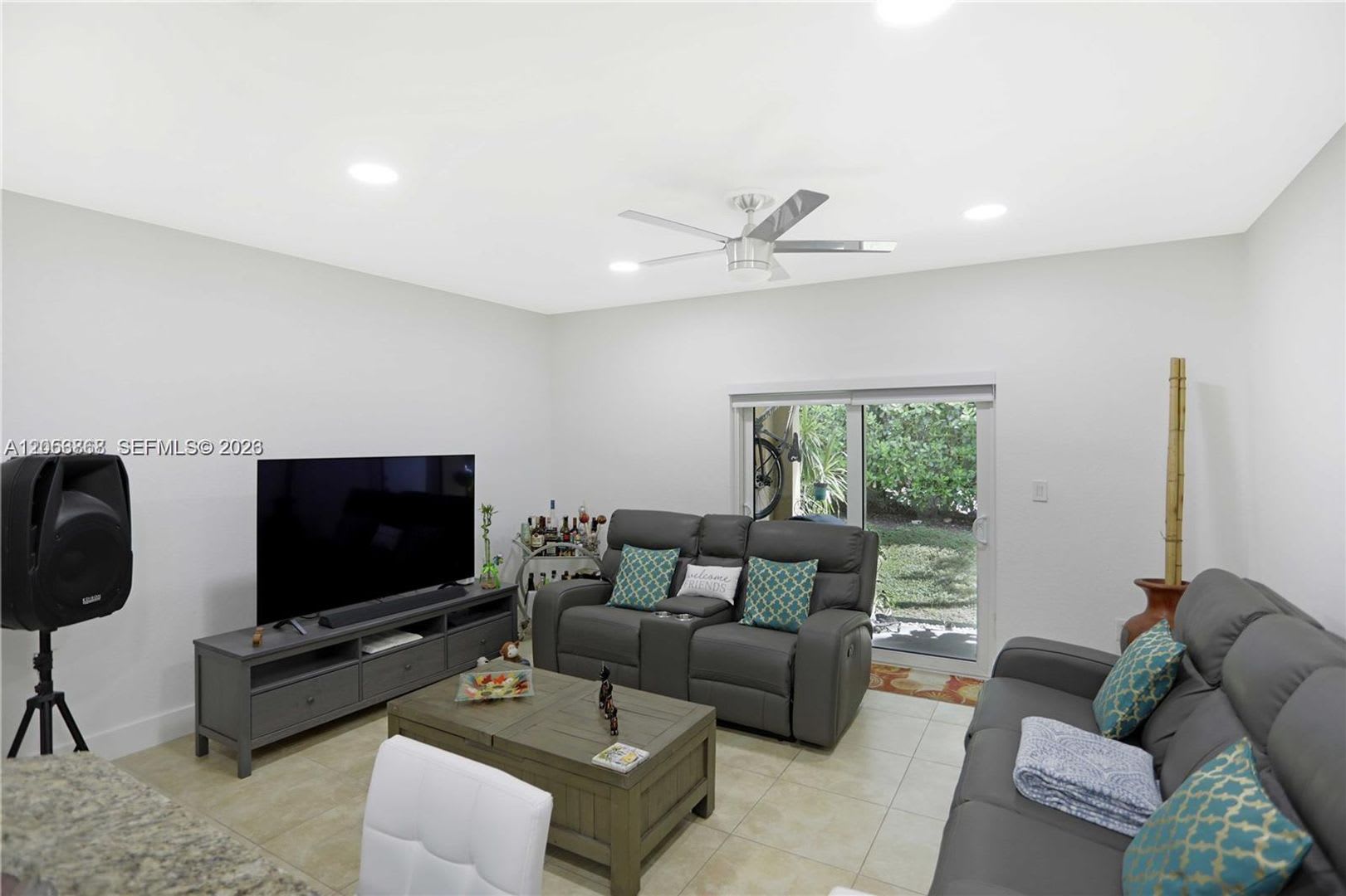 5701 Nw 114Th Court 106 Doral Fl 33178 3846 – photo 3