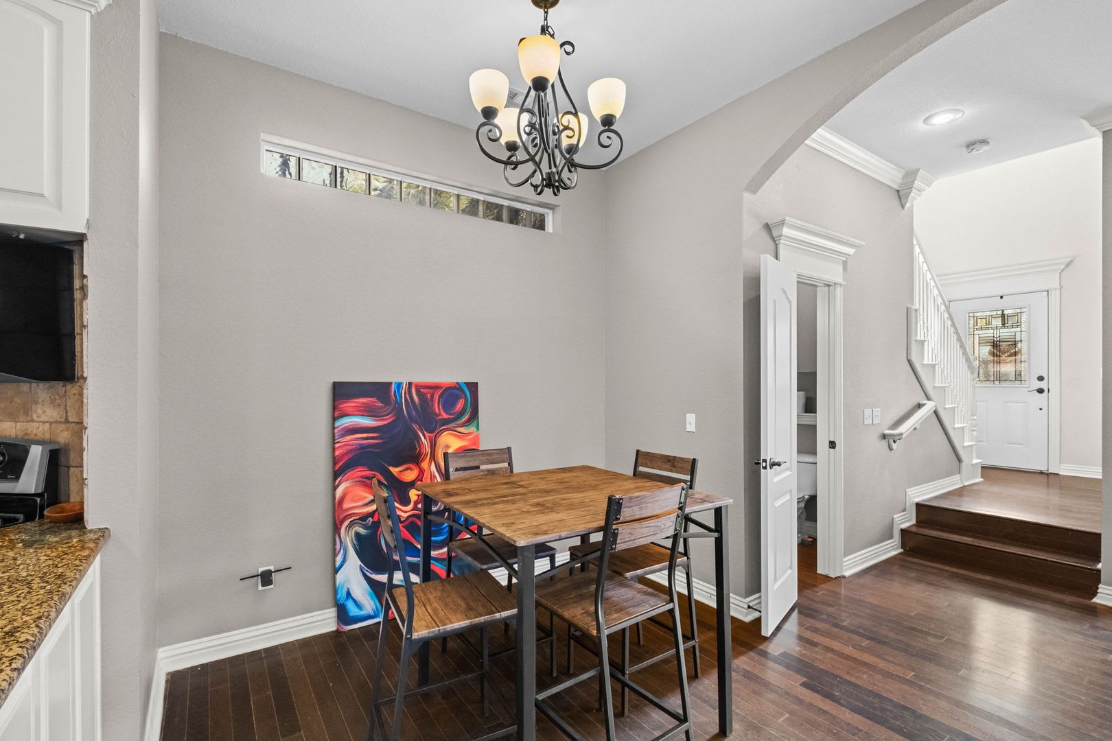 Furnished 3 bed/2.5 bath – photo 5