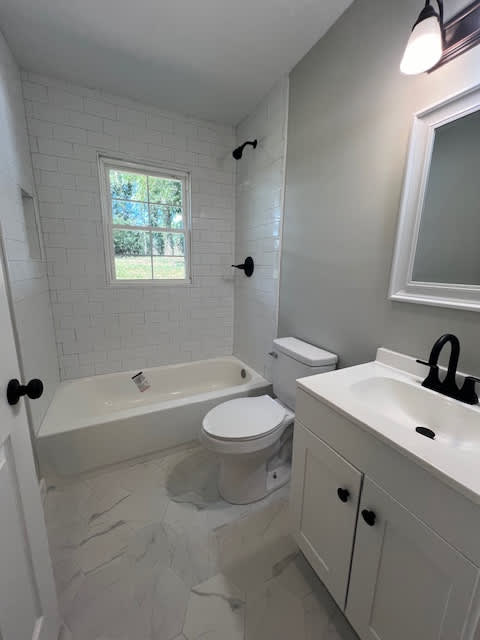 328 Woodview Avenue – photo 4