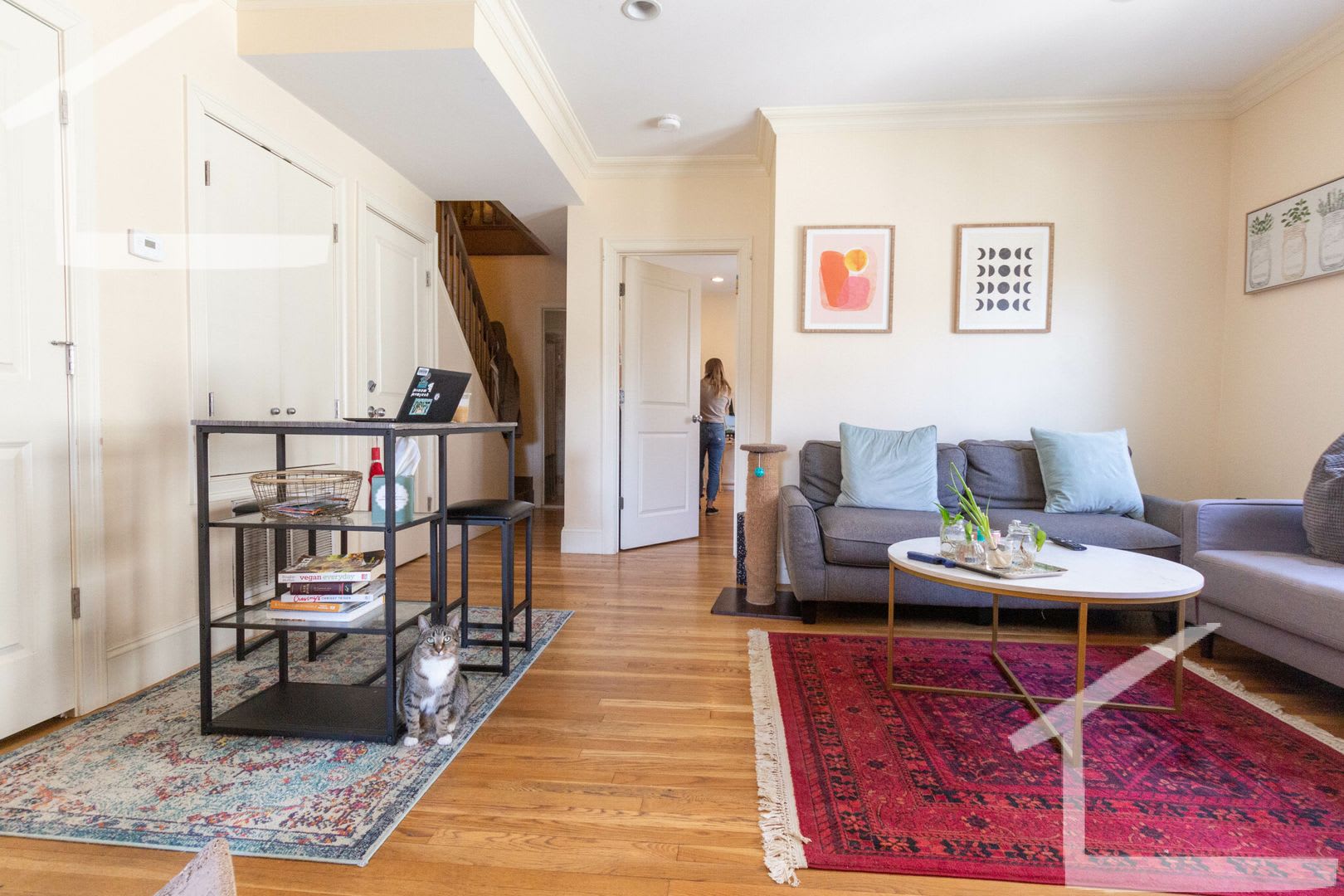 Charming 4 Bedroom No Broker Fee – photo 2