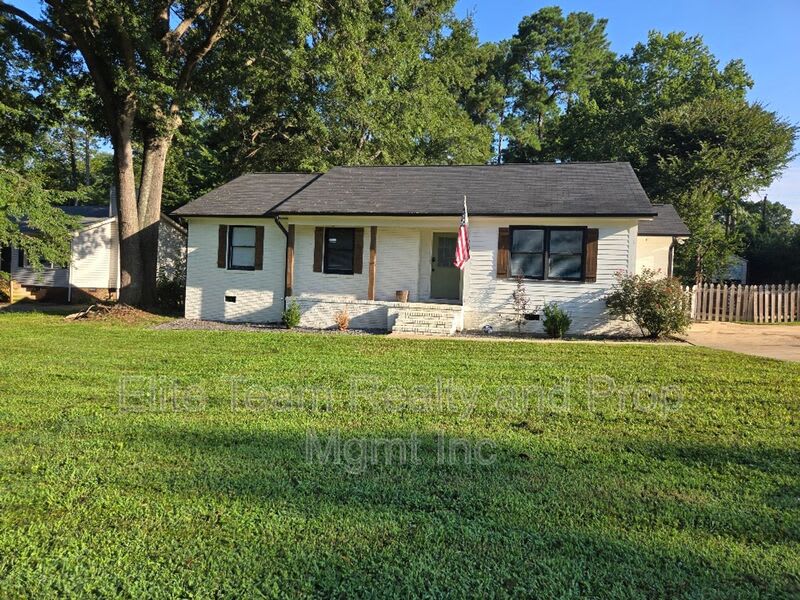 2021 Downey St – photo 1