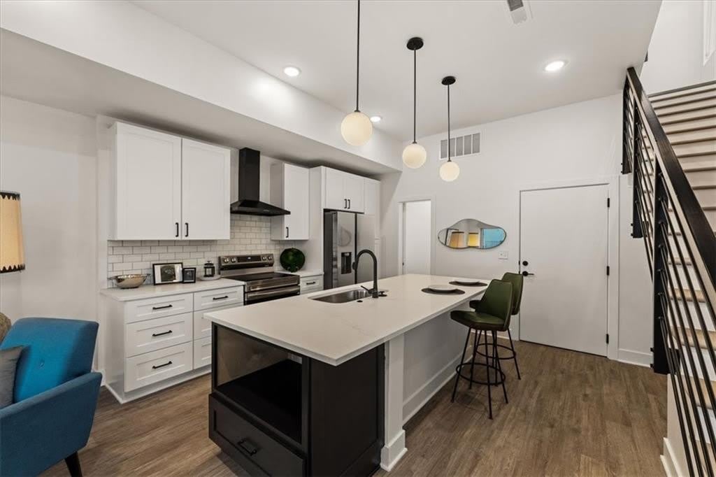 1213 E 29th Street – photo 3